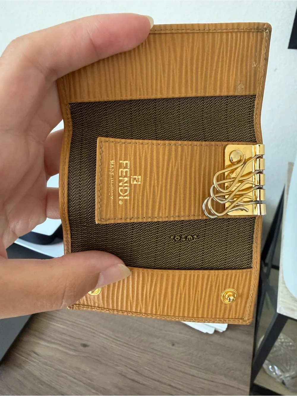 Fendi Textured Leather Wallet Set - Picture 14 of 15